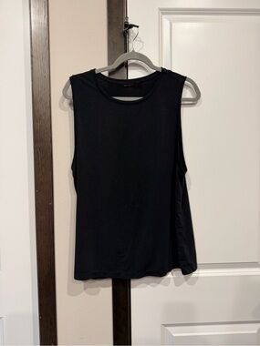 Zella Black Sleeveless Crewneck Tank Top